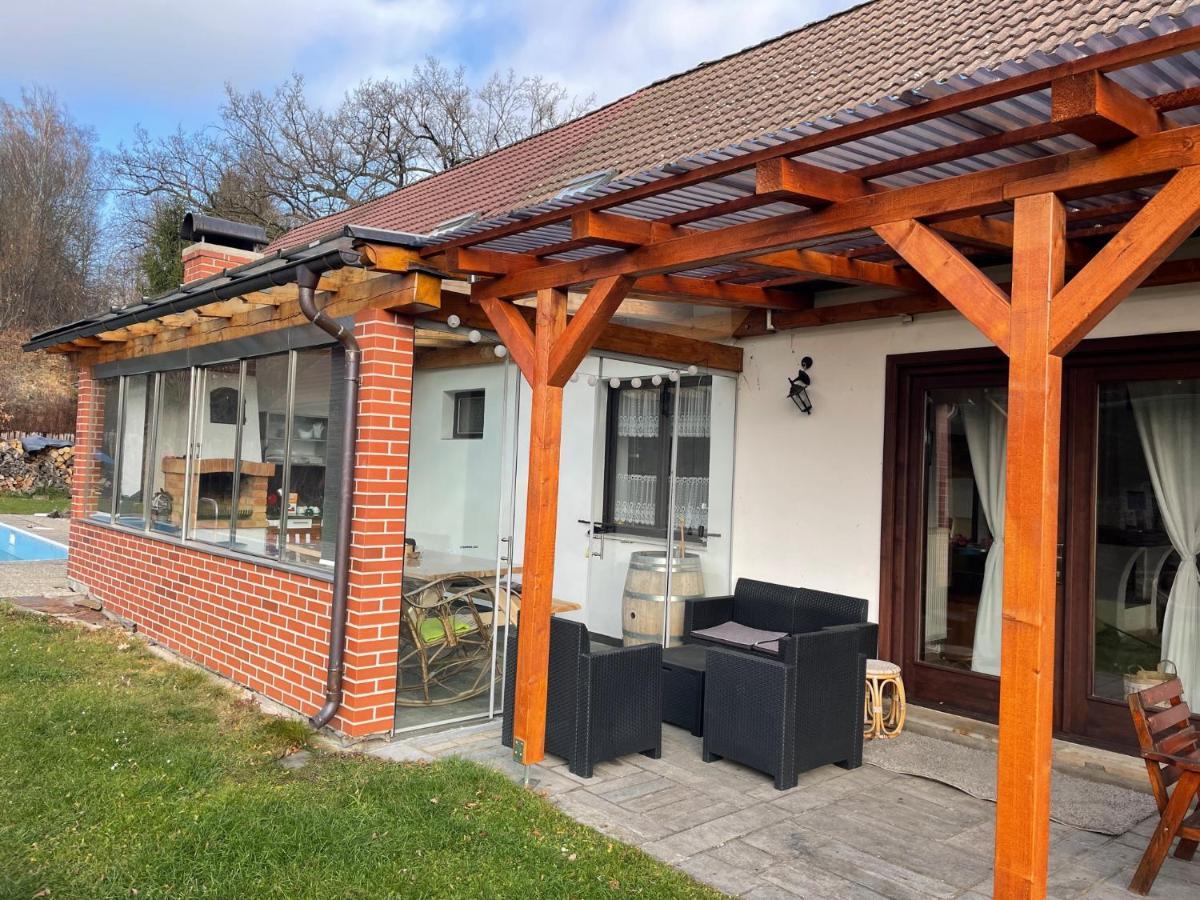 Apartman Beruska Krelovice Exterior photo