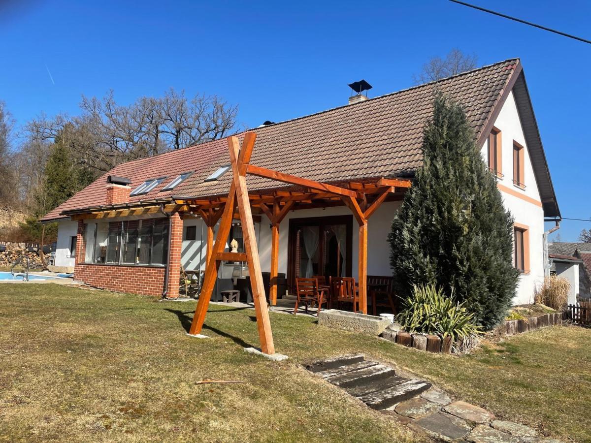 Apartman Beruska Krelovice Exterior photo